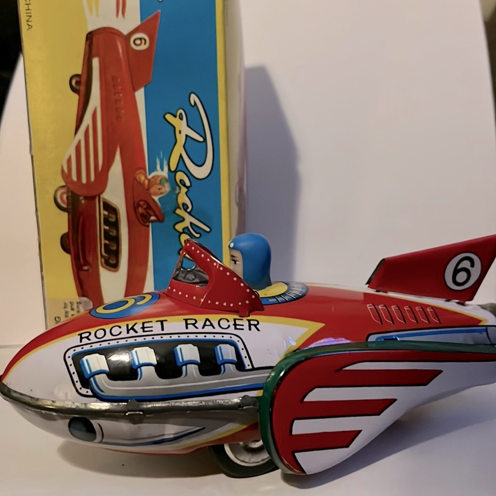 TIN TOY FRICTION ROCKET RACER #6 WITH BOX 6 MF 735